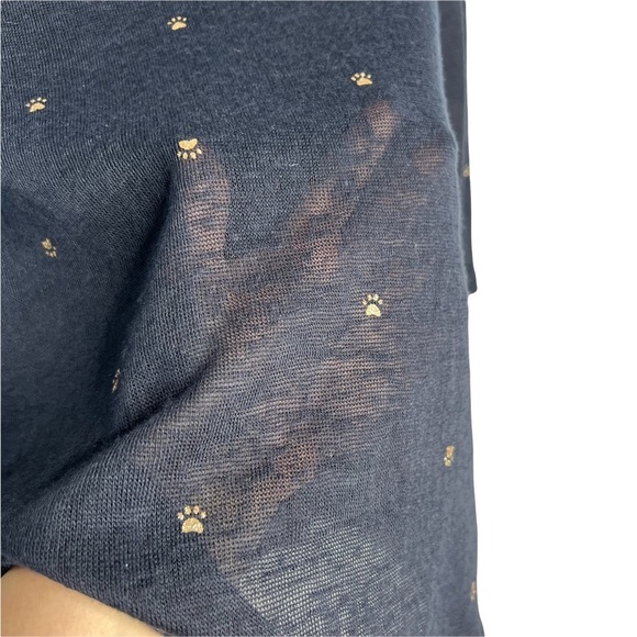 Grace & Mila Navy Blue Gold Glitter Paw Print Button Back Woven Blouse - Picture 4 of 14